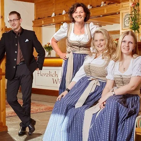 戴恩英格尔酒店 酒店 4*