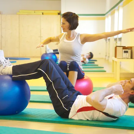 戴恩英格尔酒店 酒店