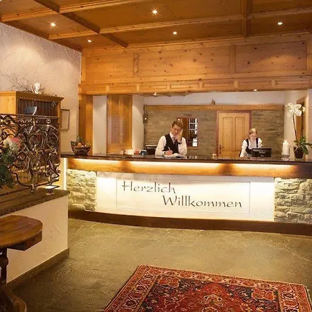 戴恩英格尔酒店 上施陶芬